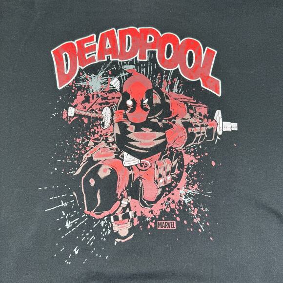 Deadpool Hoodie Men XXL Black Red Full Zip Universal Studios Marvel Embroidered - Picture 1 of 12